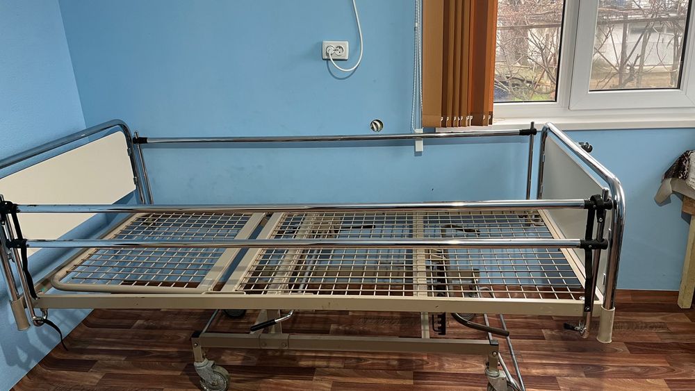 БОЛНИЧНО ЛЕГЛО "За възрастни"