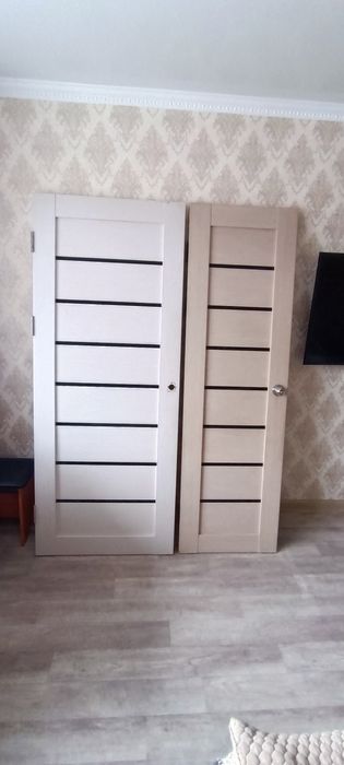 Продам двери межкомнатные