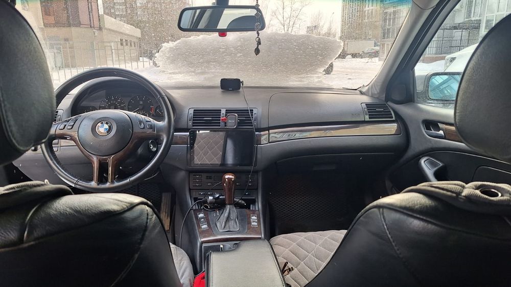 BMW  325i e46 2002 г