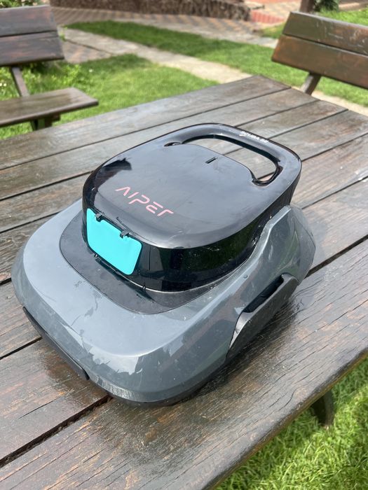 Robot aspirator piscina Aiper Scuba SE