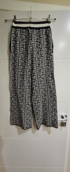 Love Moschino дънки, Dsquared, Loewe, Louis Vuitton