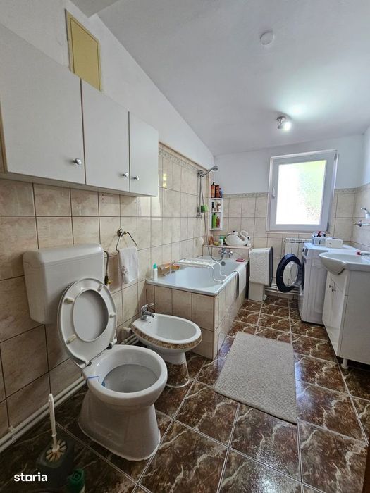 Casă din cărămidă, zona Piața Mare, acoperiș Lindab, 3 camere