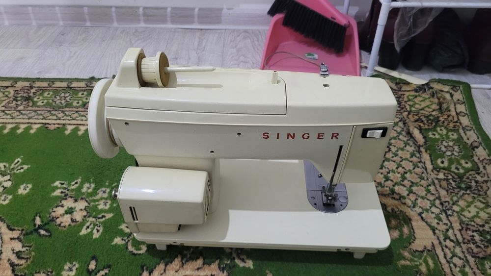 Срочно продам на запчасти.