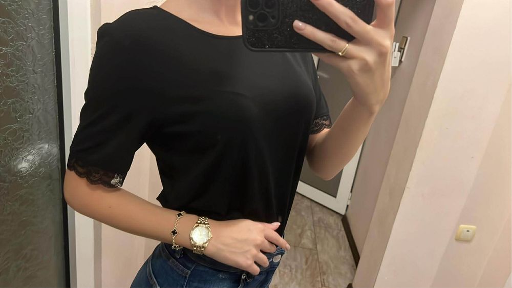 Дамски маркови блузи DSQ2 ,Miu Miu , Mohito и други марки