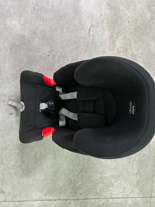 Детско столче за кола britax romer