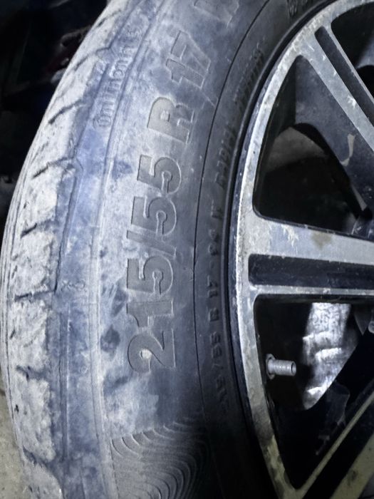ontinerm  215/55/17срочно продам