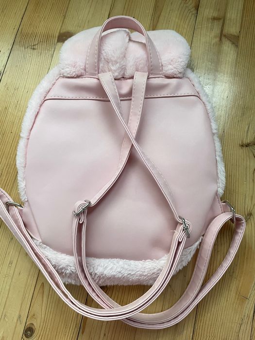 Раница с ушички Sinsay