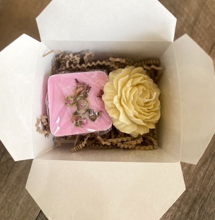 Подаръчни кутии със соеви свещи, коледни свещи