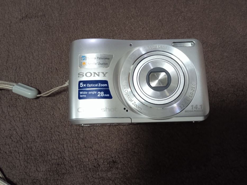 Продам фотоапарат Sony DSC-S5000