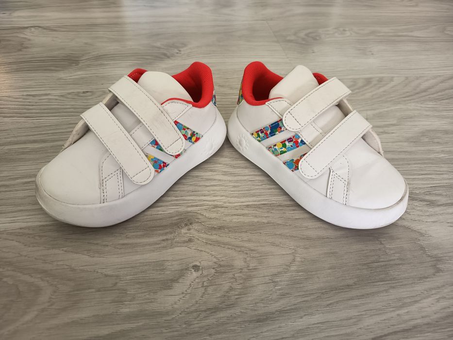 Детски обувки Adidas Grand Court 2.0