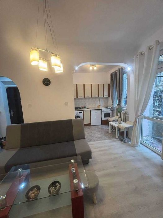 Дава се под наем Тристаен апартамент в София, Център - 67 кв.м за 500 € - Снимка #4