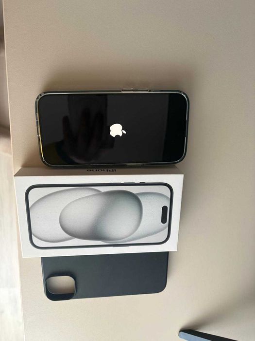  Apple iPhone 15, 128GB  93% baterie, Nou putin folosit