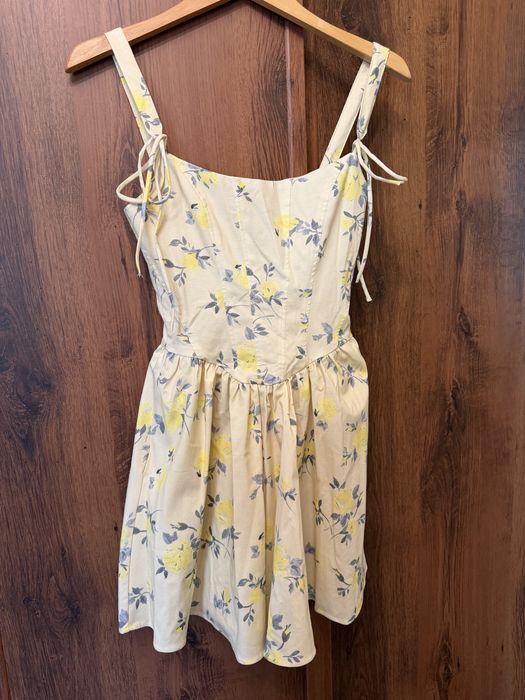 Рокля с етикет ZARA