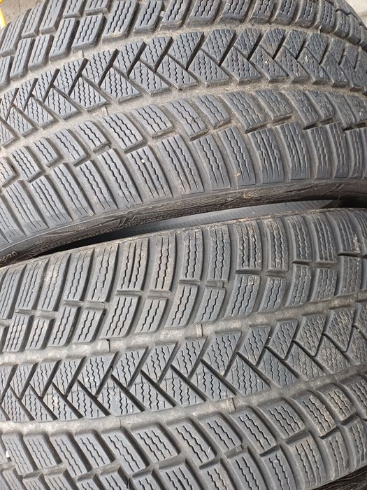 Гуми 225/40/19със255/35/19 Вредештайн