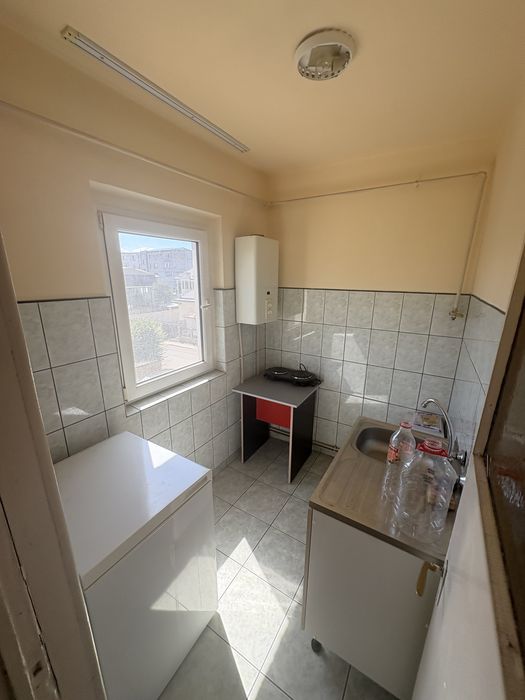 Garsonieră - Zona Școala 5 Călărași - Apel pentru detalii