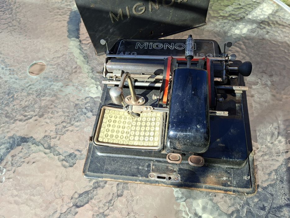 Masina des scris veche AEG MIGNON