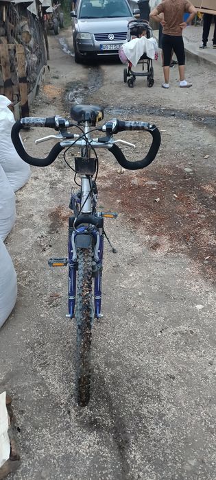 Se vine Bicicleta Rixe