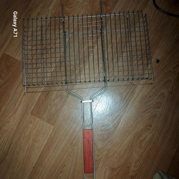 Срочно продам решетку для гриля,мангала