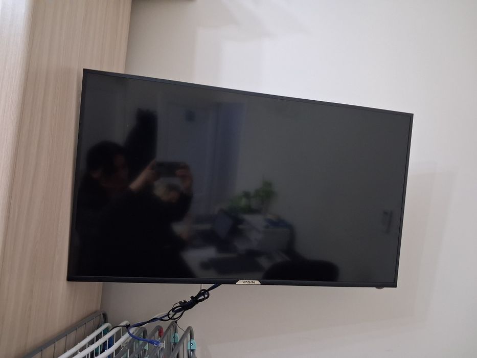 Продам телевизор