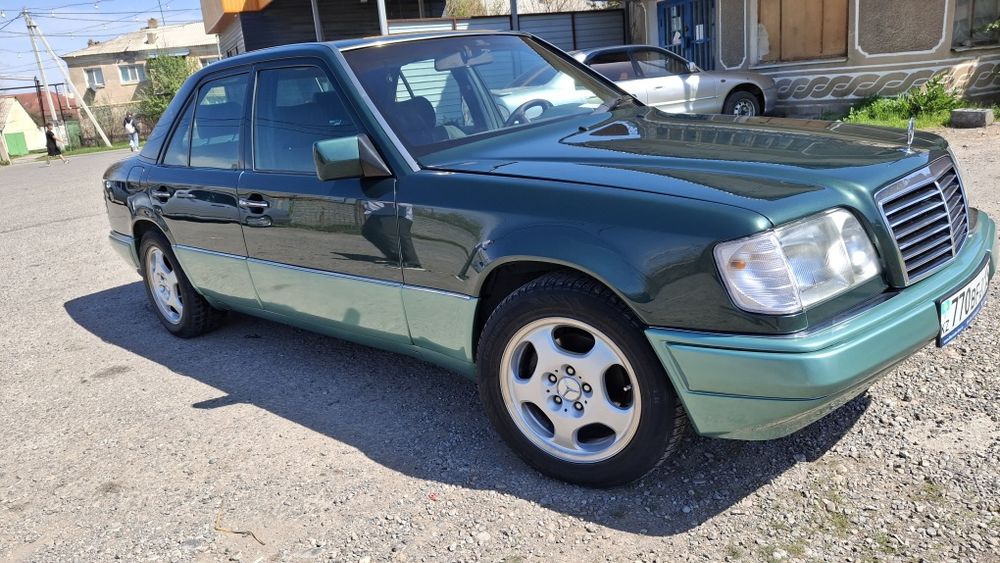 Мерседес 124 2.2 объем