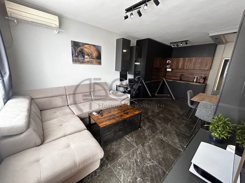 Продава се Двустаен апартамент в София, Овча купел - 78 кв.м за 2308 €/кв.м - Снимка #2