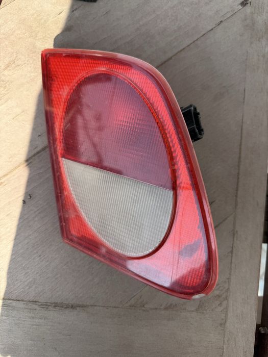 Фонарь задний на мерс 210