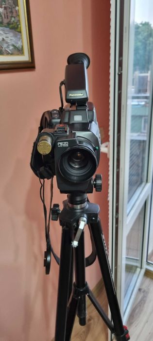 Винтидж Видео камера Panasonic MS-50 с трипод