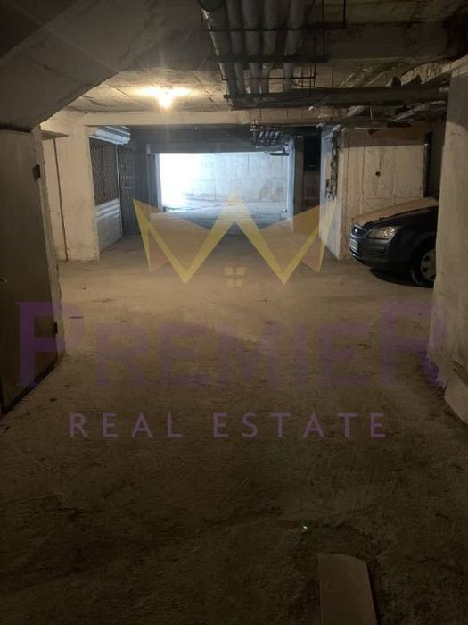 Подземни паркоместа в ж.к Братя Миладинови - Бургас