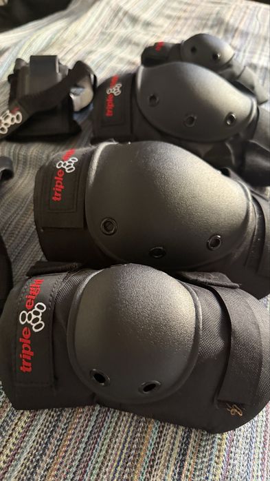 Протектори за лонгборд, скейтборд и тротинетка Triple Eight Little Tricky Skate Pads 3-pack (M)
