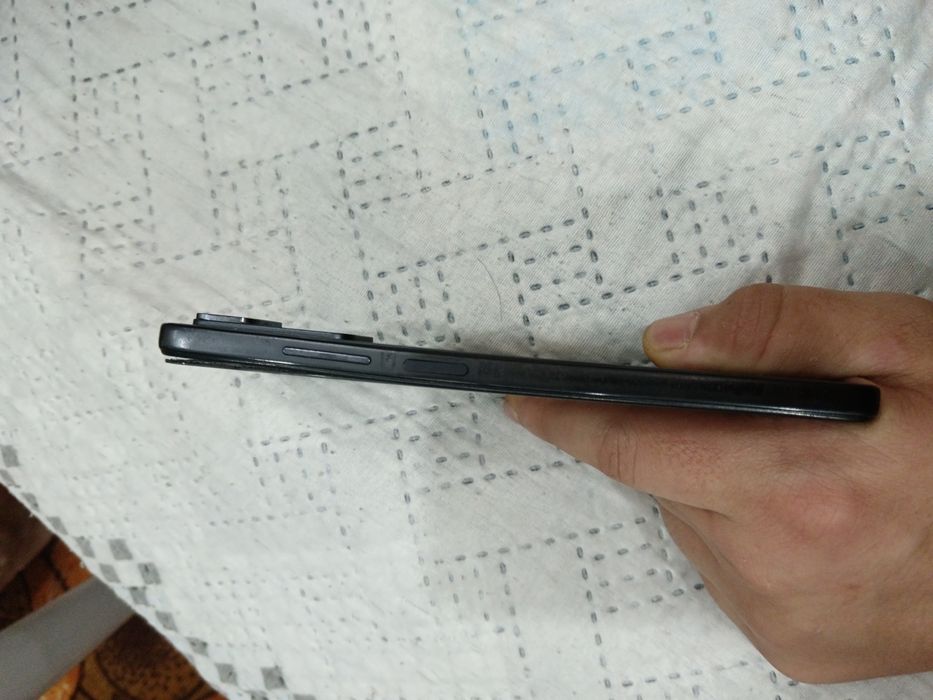 Редми note 11 Pro продаётся срочно менять только дисплей