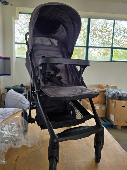 Cărucior sport Hauck Shop N Care gri cu tavă