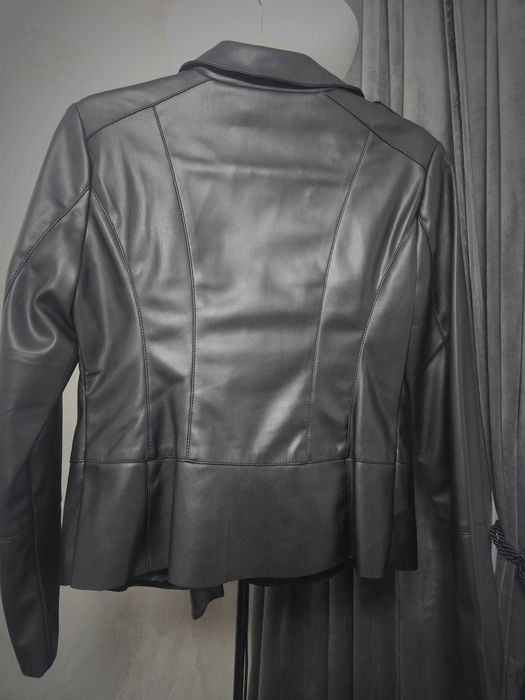 Geaca dama piele marimea 38