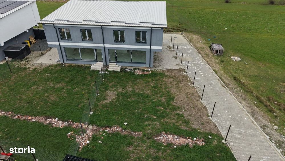 Casa tip duplex +414mp teren in Rasinari- Tropini