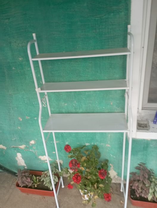 Продам полку над стиральной машиной