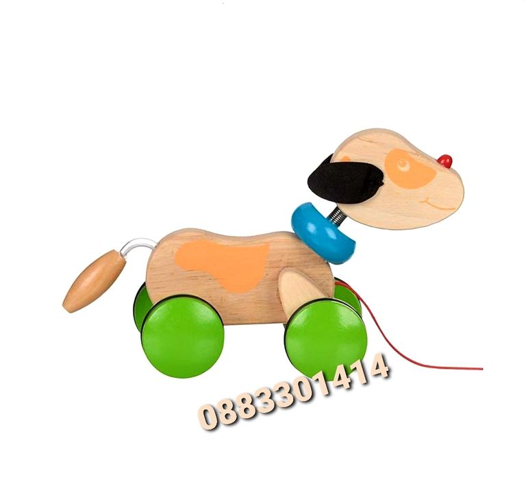 Куче за дърпане Играчка от дърво