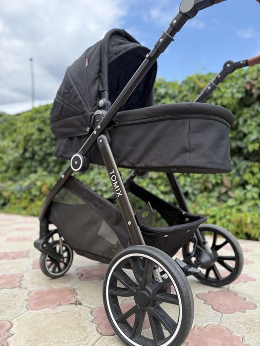 Продам коляску Tomix Aura 2в1