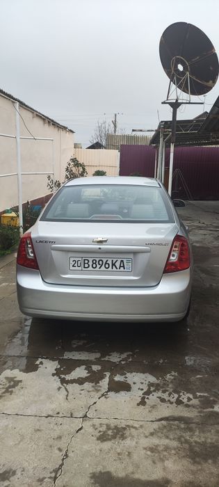 Лассети 1.8 продается