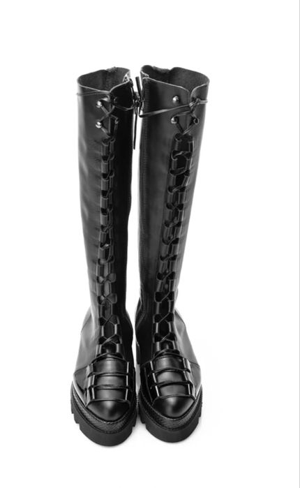 Mihaela Glavan - Ghete lungi cu șireturi din piele neagră Urban Touch