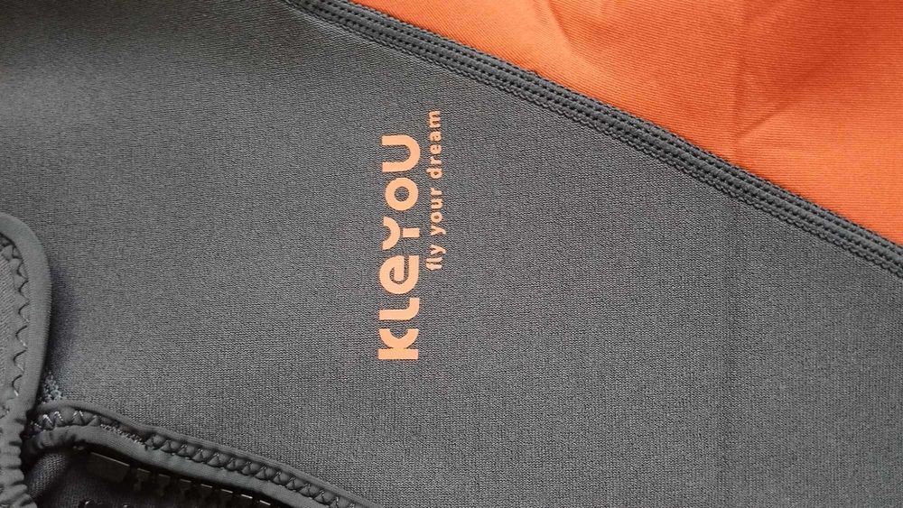 Плавательный костюм, гидрокостюм для детей