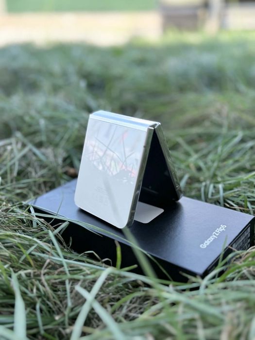 Samsung z flip 5