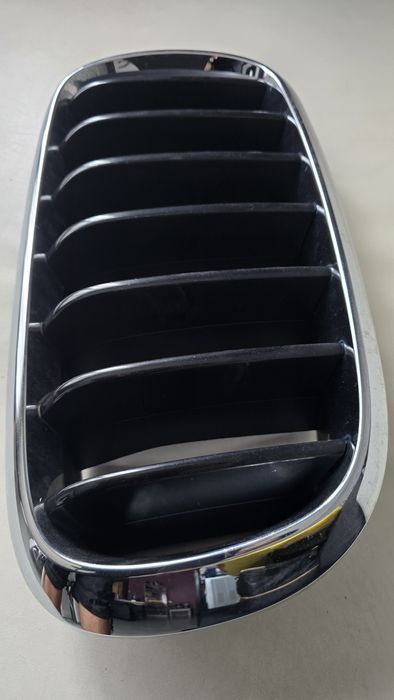 Бъбреци, решетки от BMW X6 F16 — ОРИГИНАЛНИ