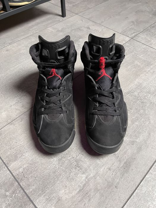 Jordan 6 Retro Black Varsity Red
