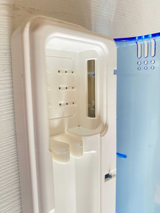 Sterilizator de periuțe de dinți de călătorie..(made Coreea de Sud)