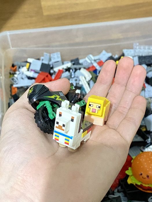 Продаю лего полную корзину