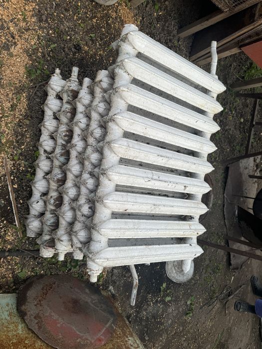 Продам батареи втхорошем состоянии.