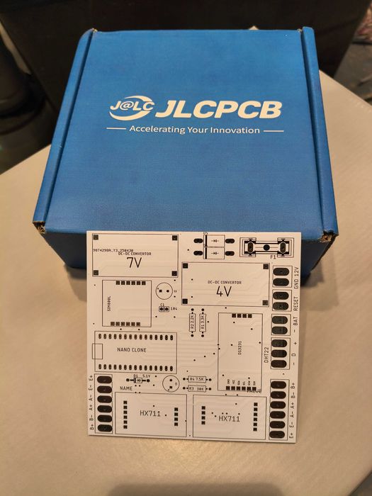 Cantar apicol cu SMS  PCB