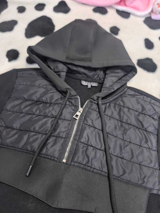 Мъжки суичър с качулка