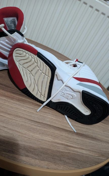 Jordan max aura 38/38.5