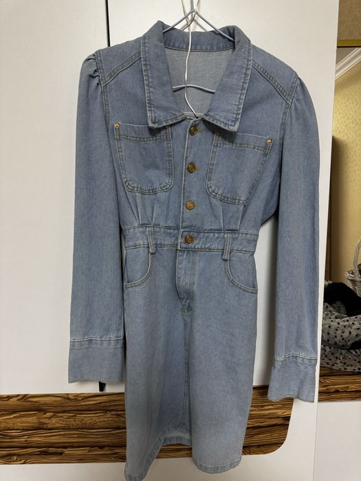 Платья отдам за шоколадку