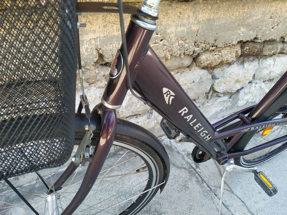 Дамски велосипед Raleigh 28 цола